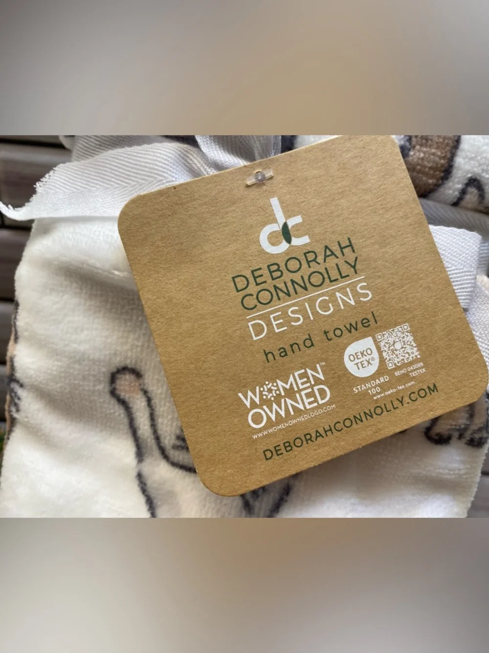 DC Designs ❤️ Cat pattern (2) Hand  Towels NWT